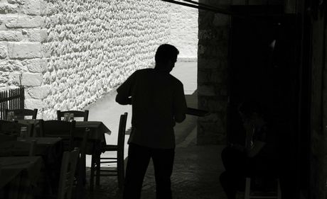  Το σκοτεινό πρόσωπο του τουρισμού