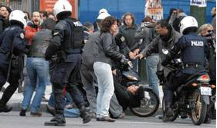 13 Oκτωβρίου:Δίκη του Δελτά για τον βαρύτατο τραυματισμό της Αγγελικής Κουτσουμπού