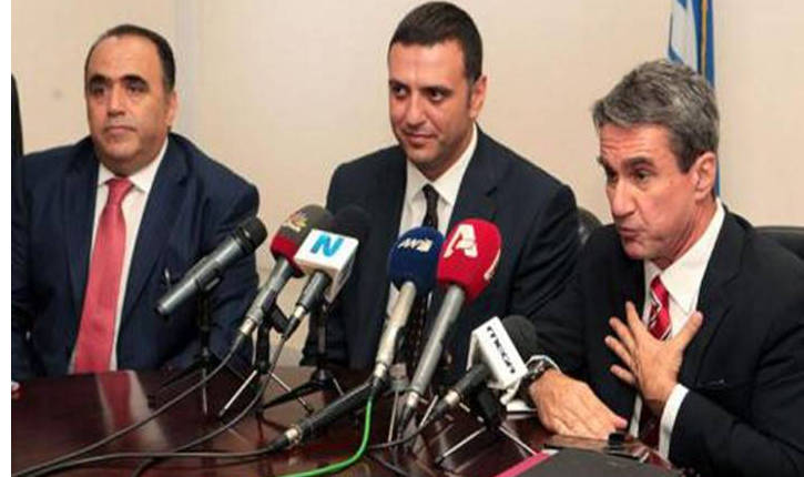 O Λοβέρδος εκτός από υπουργός είναι ταυτόχρονα και δικαστής