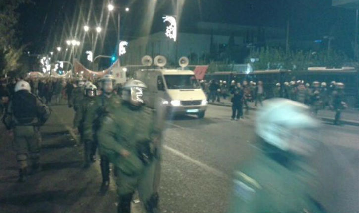 syriza_17_11