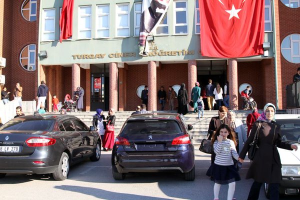toyrkia_ekloges-pinakides