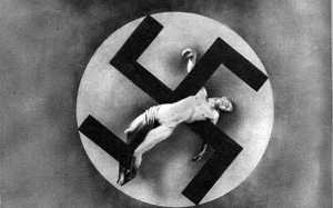 2015-12-14_01_Heartfield_Crucifixion